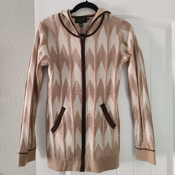 Icelandic Designs gingerbread knit sweater - Picture 1 of 5